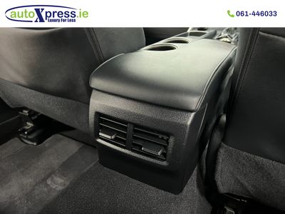 2015 Lexus IS 300h