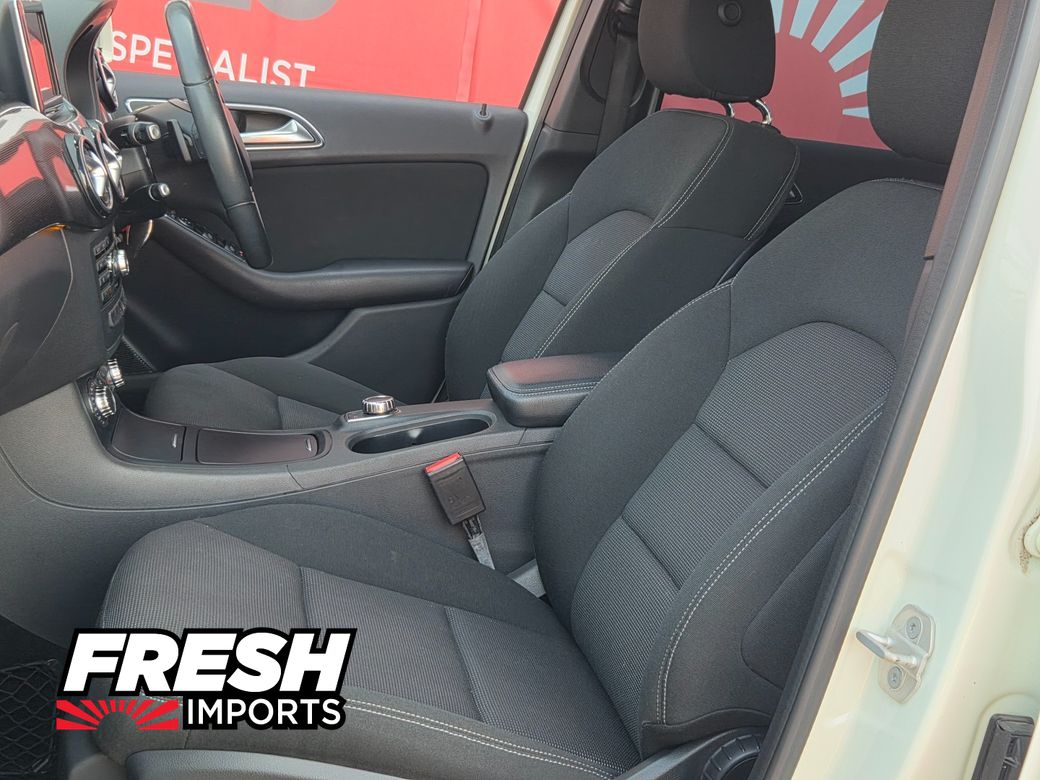 2013 Mercedes-Benz B 180