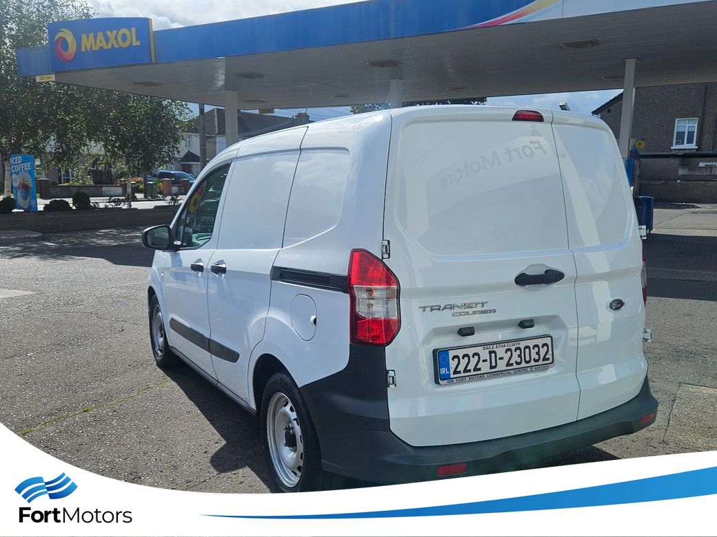 2022 Ford Transit Courier
