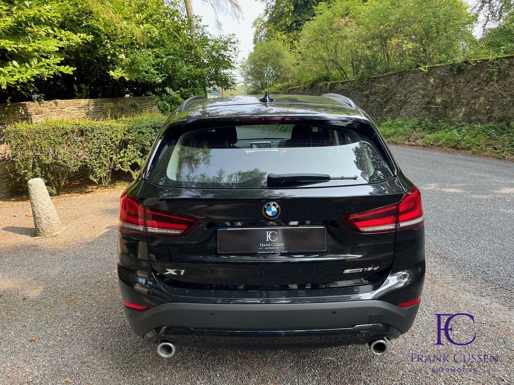 2022 BMW X1