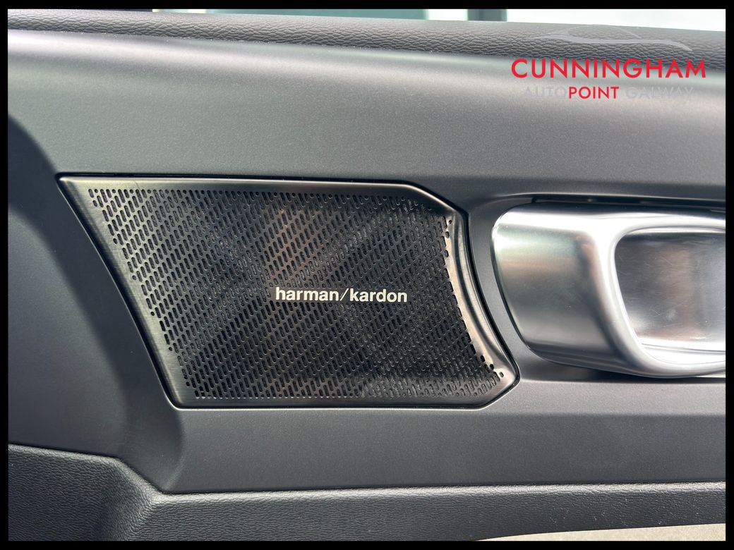 2020 Volvo XC40