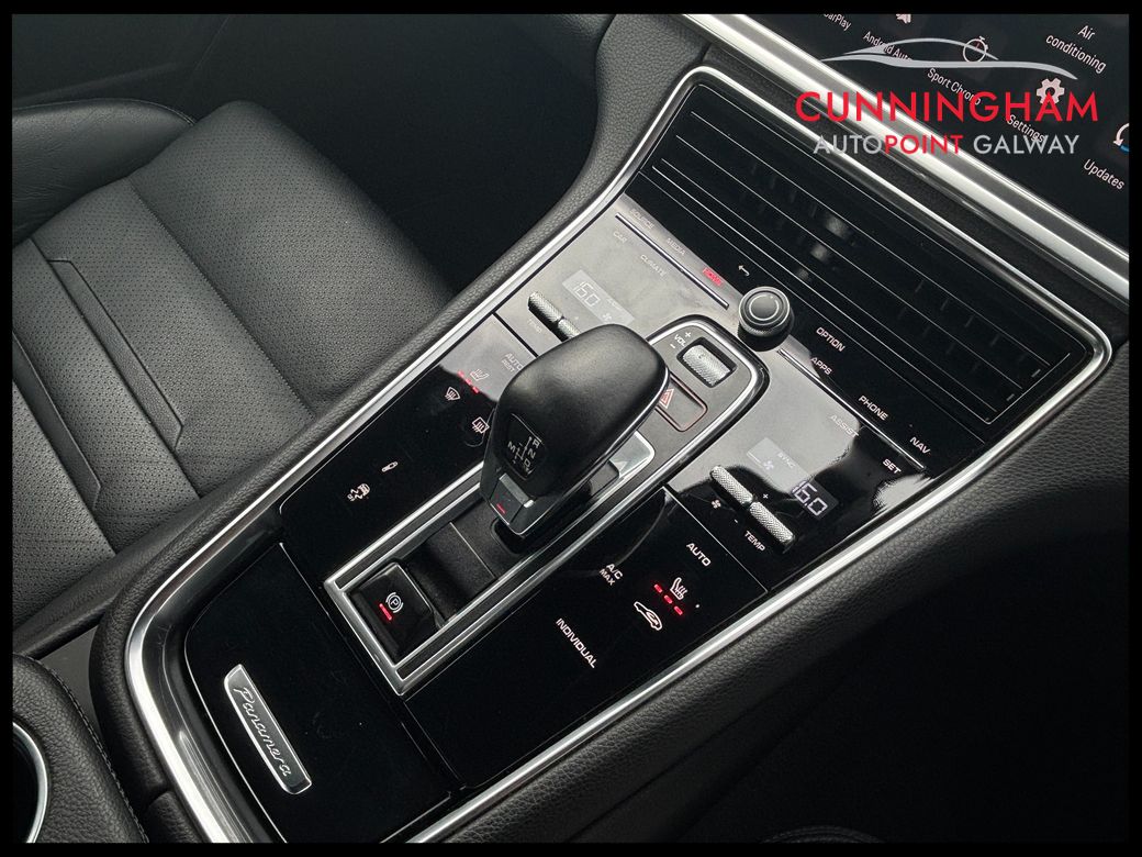 2022 Porsche Panamera