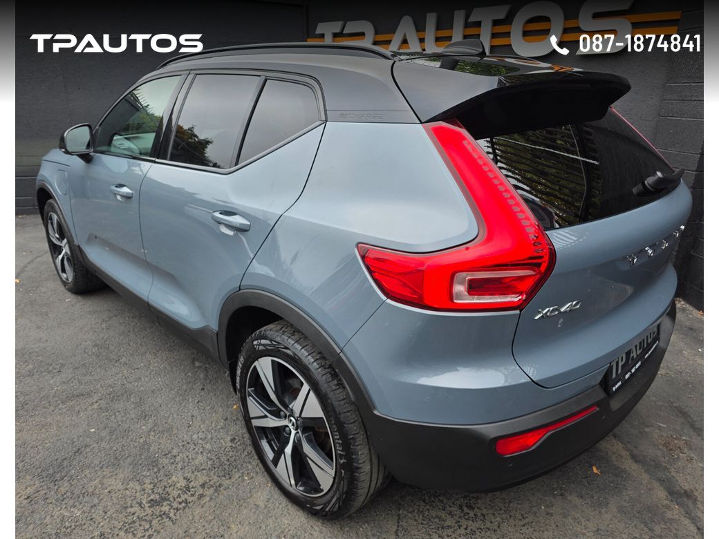 2021 Volvo XC40