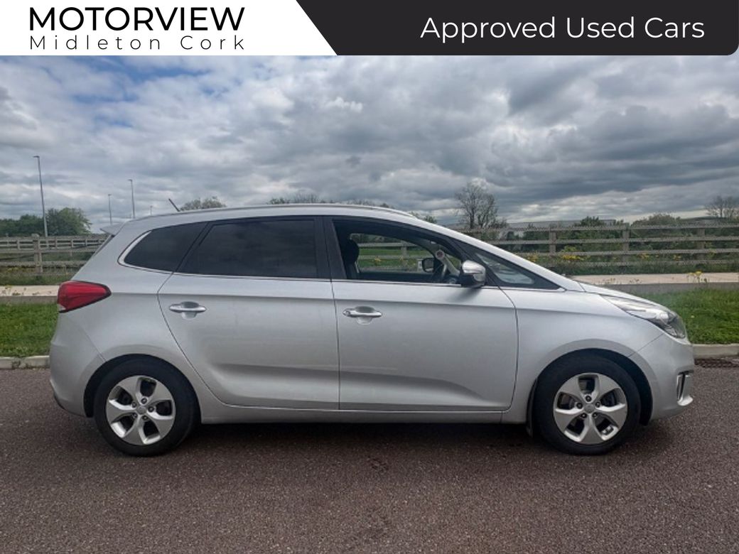 2016 Kia Carens