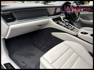 2023 Porsche Panamera