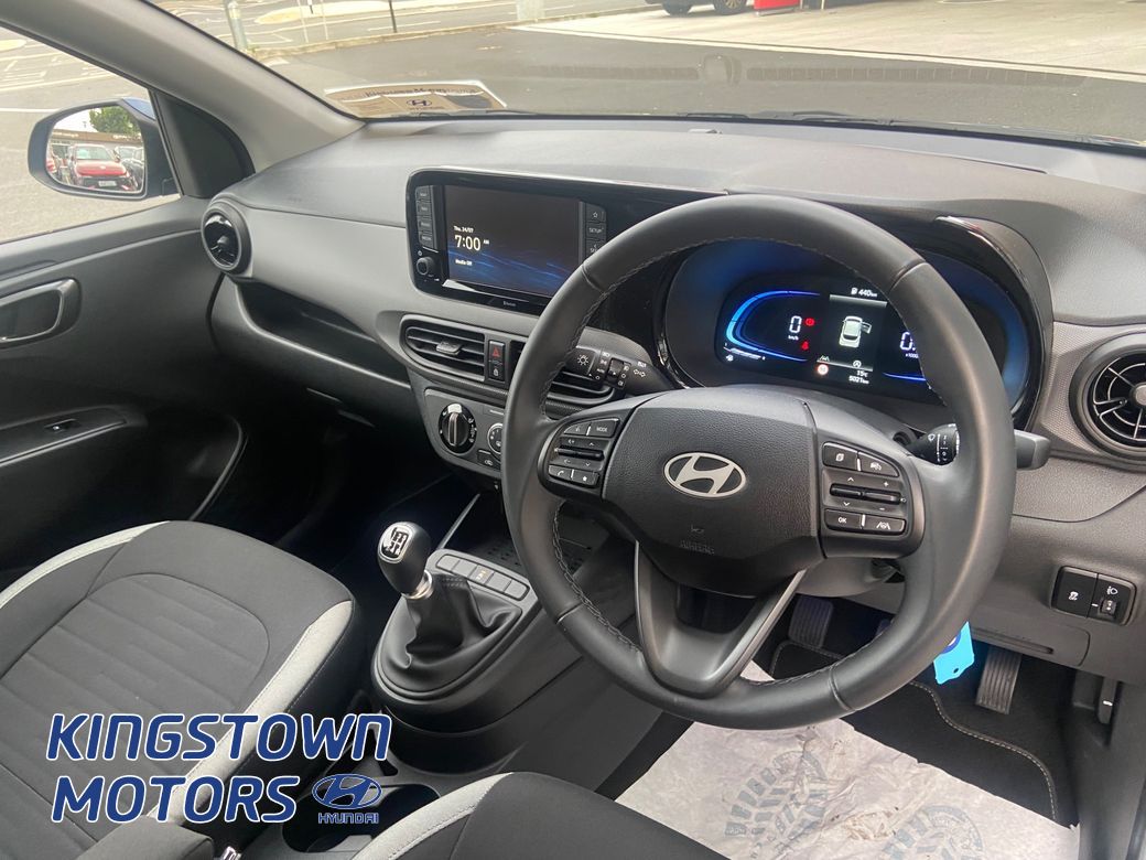 2025 Hyundai i10