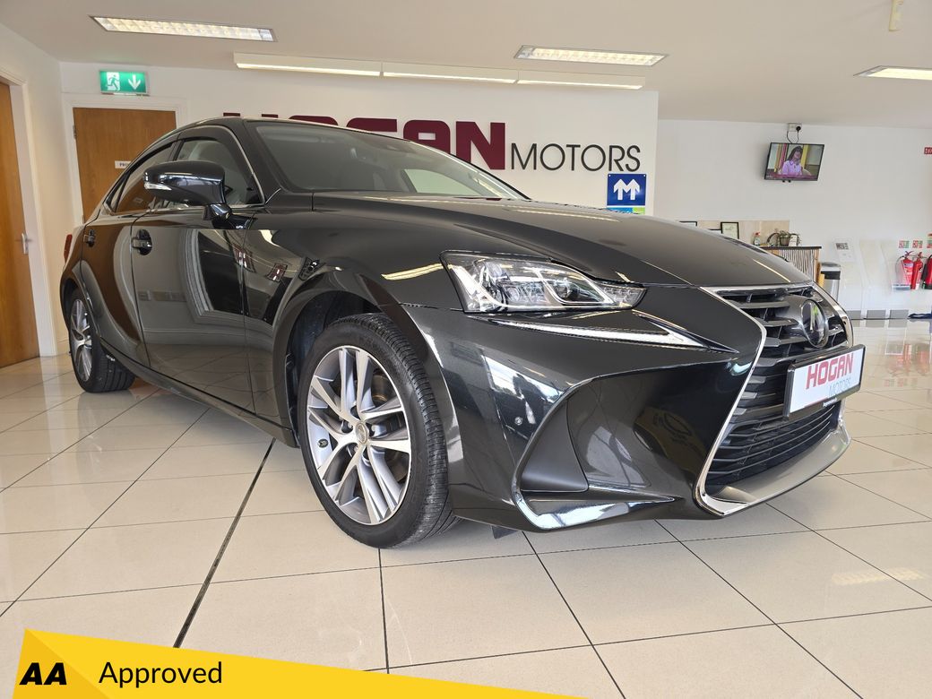 2019 Lexus IS 300h