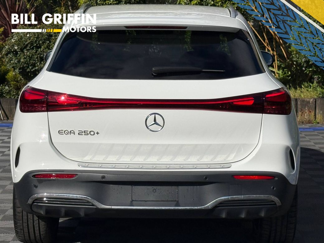 2025 Mercedes-Benz EQA