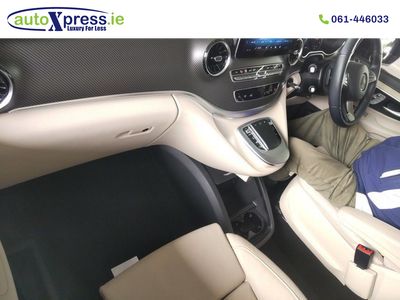 2023 Mercedes-Benz V Class