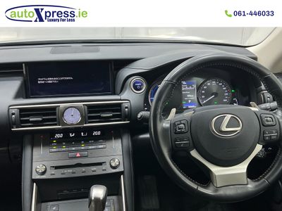 2019 Lexus IS 300h