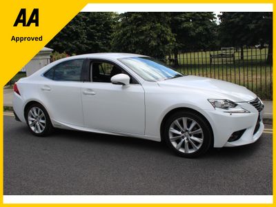 2015 Lexus IS 300h