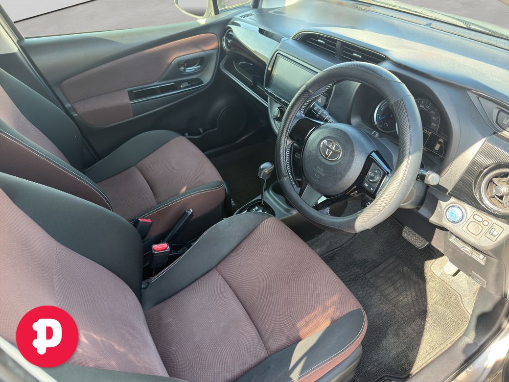 2017 Toyota Vitz