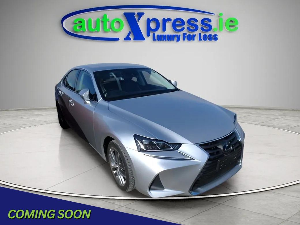 2019 Lexus IS 300h