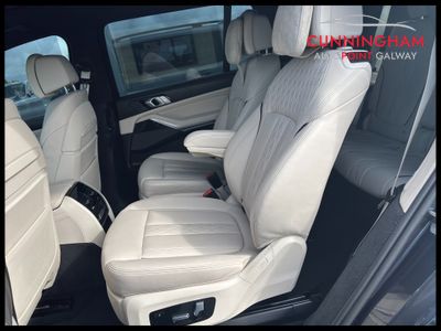 2019 BMW X7