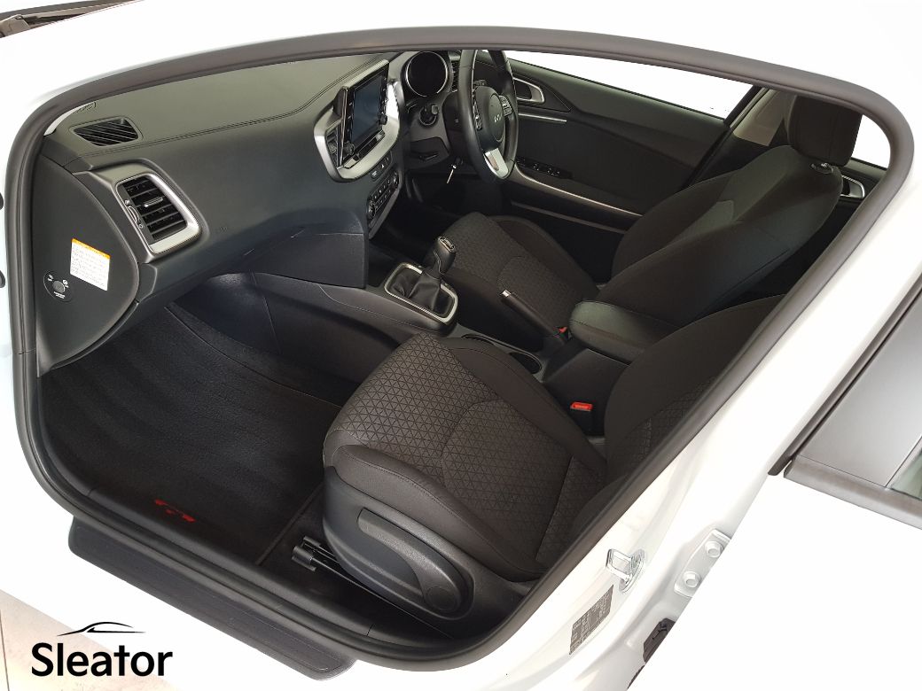 2023 Kia Ceed