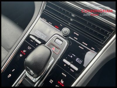 2022 Porsche Panamera