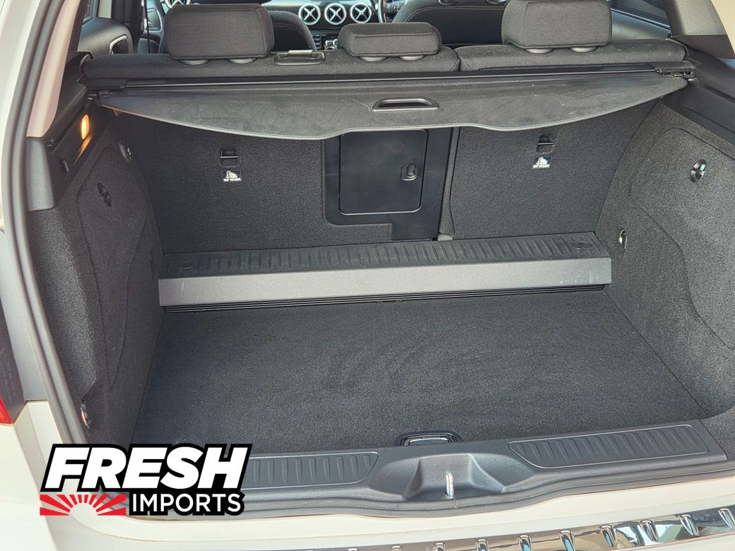 2013 Mercedes-Benz B 180