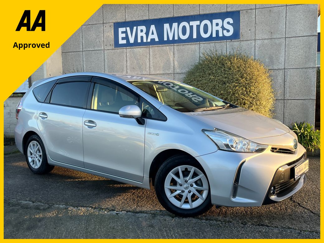 2019 Toyota Prius Alpha