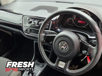 2016 Volkswagen up!