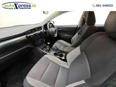 2016 Toyota Auris