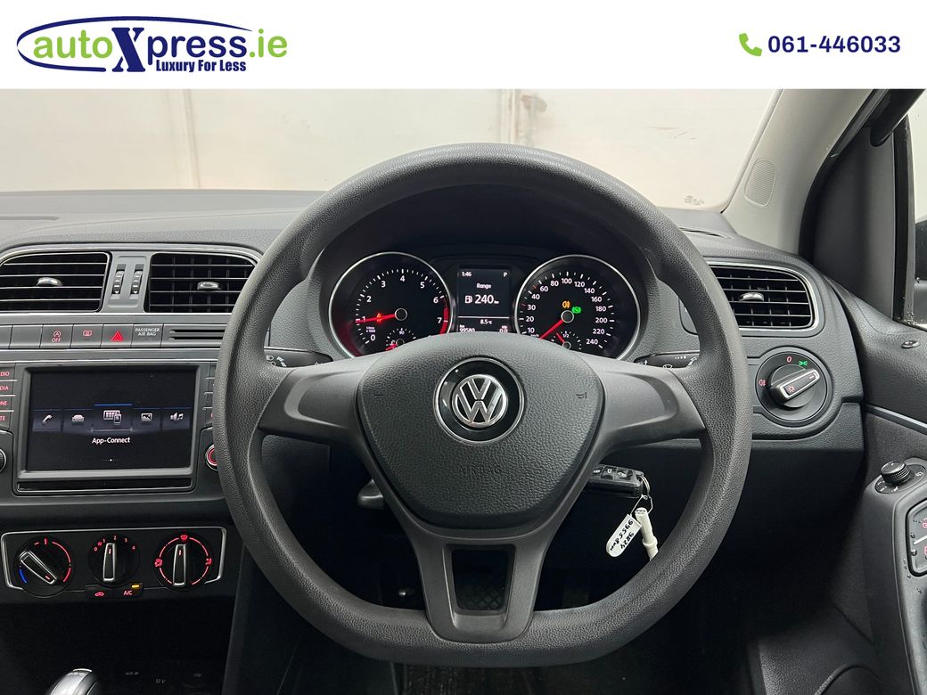 2017 Volkswagen Polo