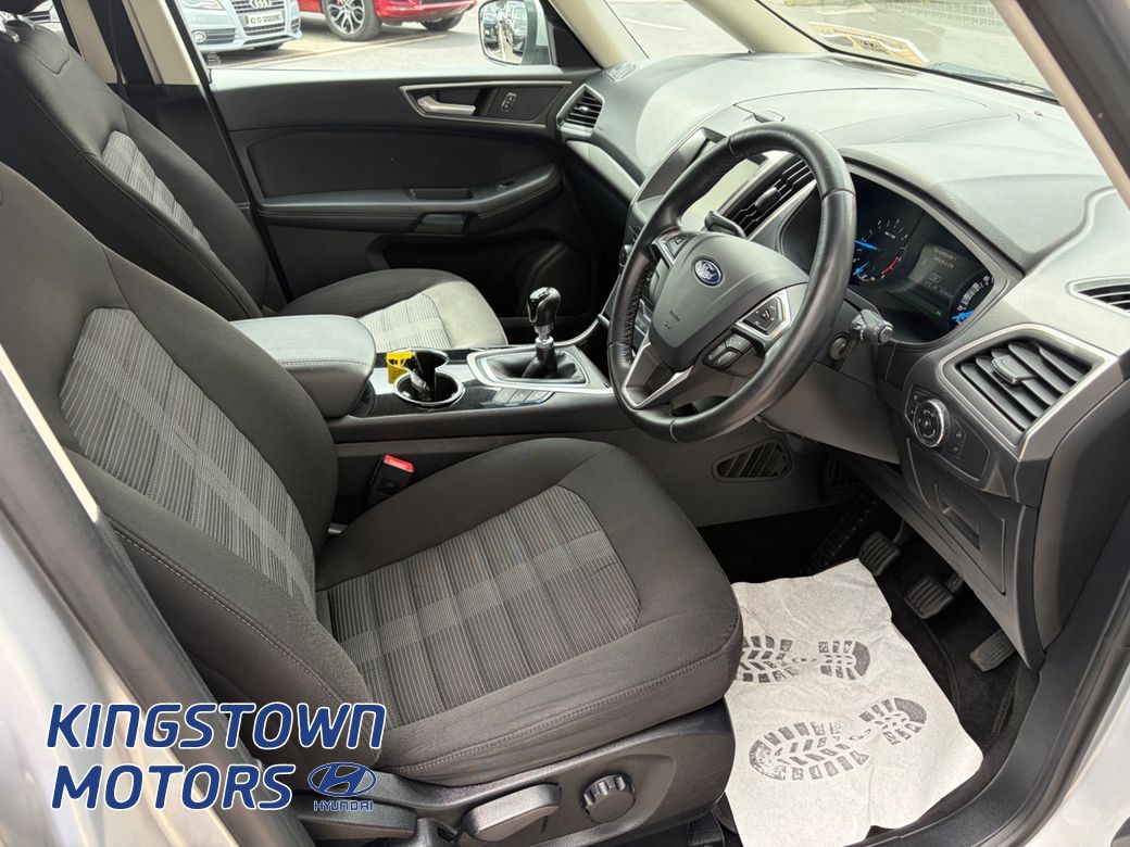 2016 Ford Galaxy