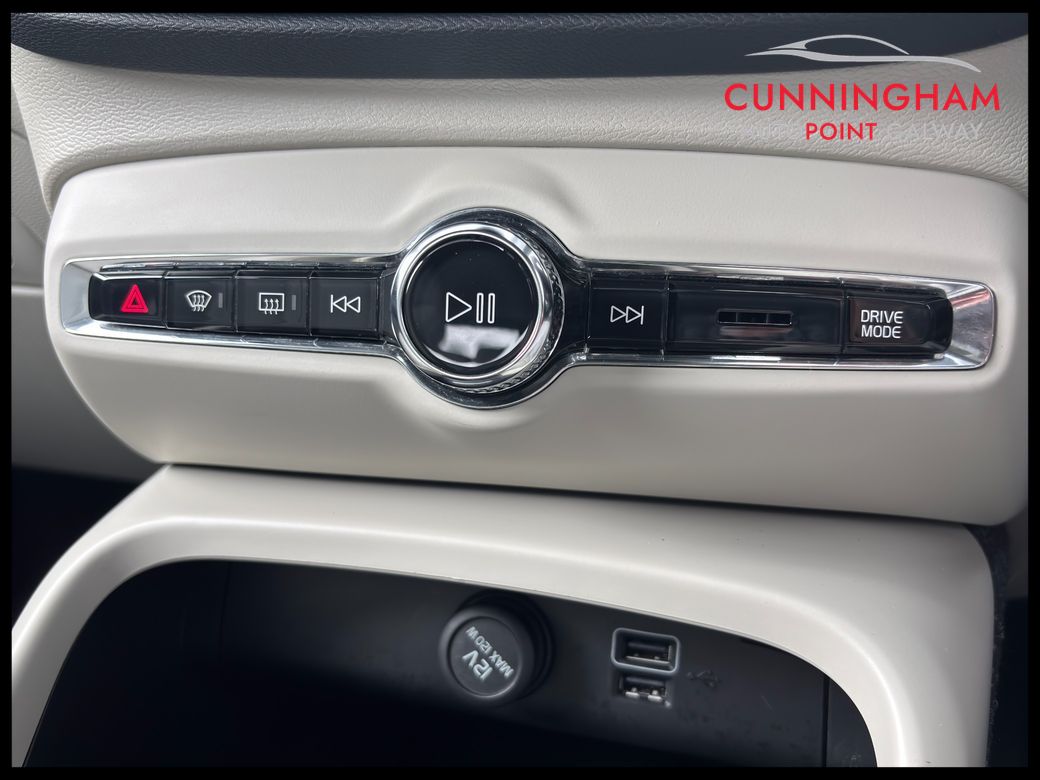 2020 Volvo XC40