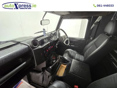 2014 Land Rover Defender 90