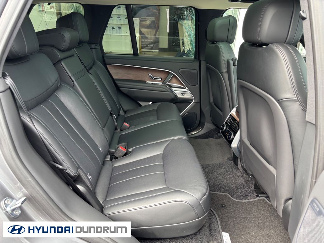 2025 Land Rover Range Rover