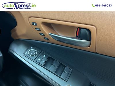2022 Lexus IS 300h