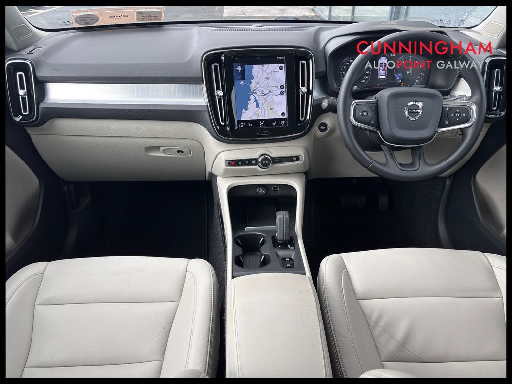 2020 Volvo XC40