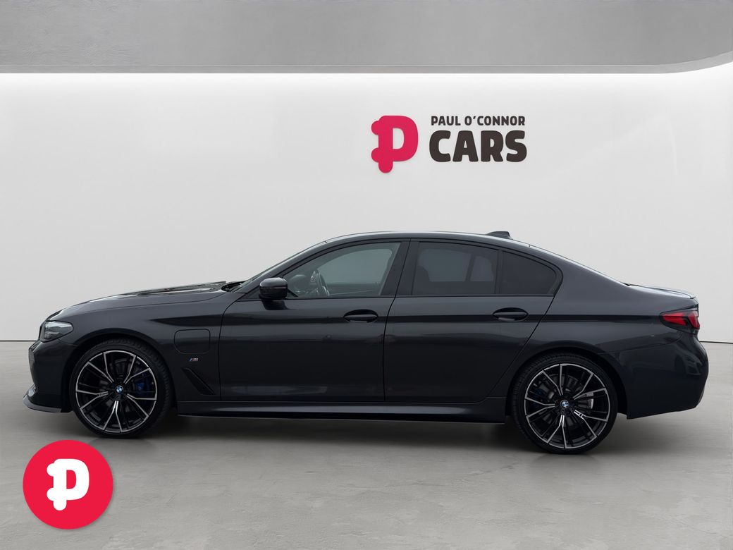 2021 BMW 530