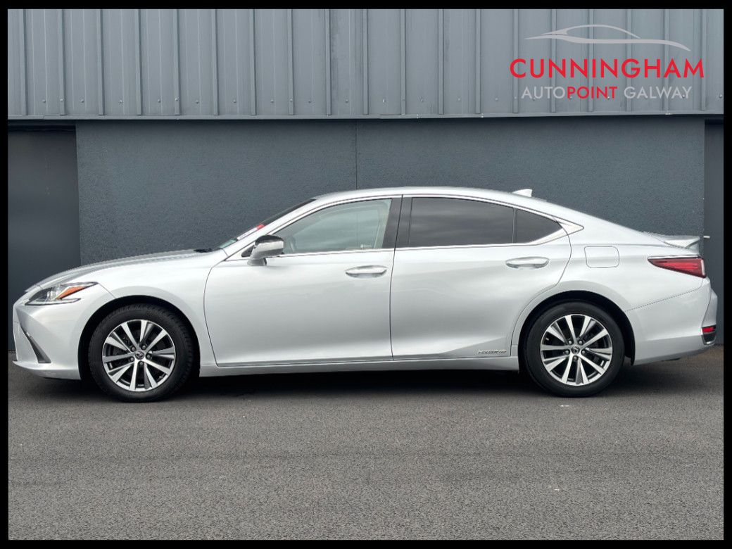 2019 Lexus ES 300h