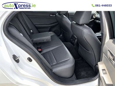 2021 Lexus IS 300h