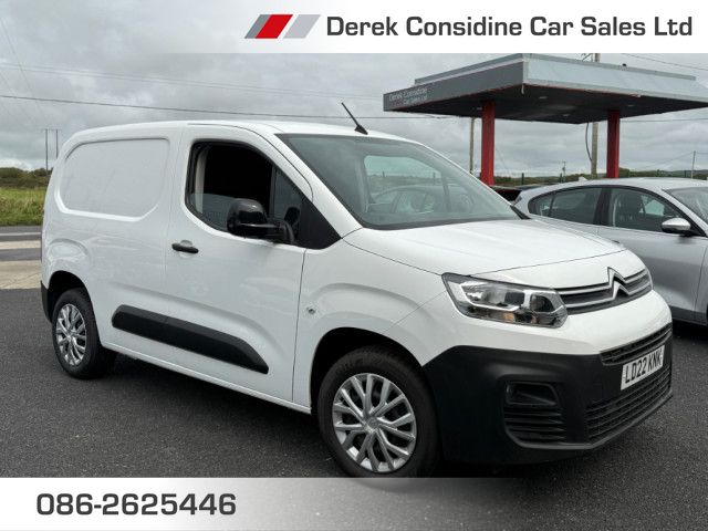 vehicle for sale from Derek Considine Car Sales Ltd