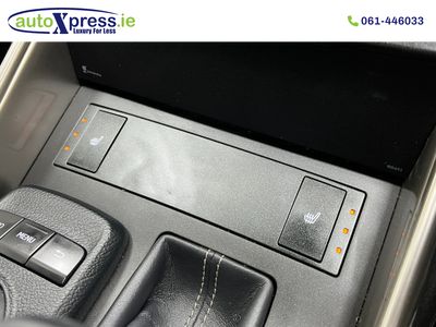 2015 Lexus IS 300h