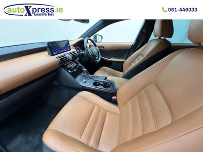 2022 Lexus IS 300h