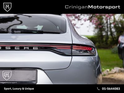 2023 Porsche Panamera