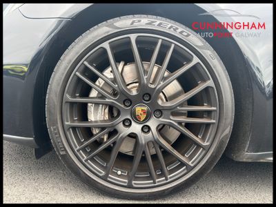 2022 Porsche Panamera