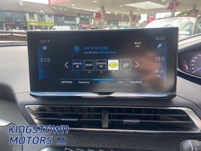 2023 Peugeot 5008