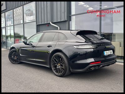 2022 Porsche Panamera