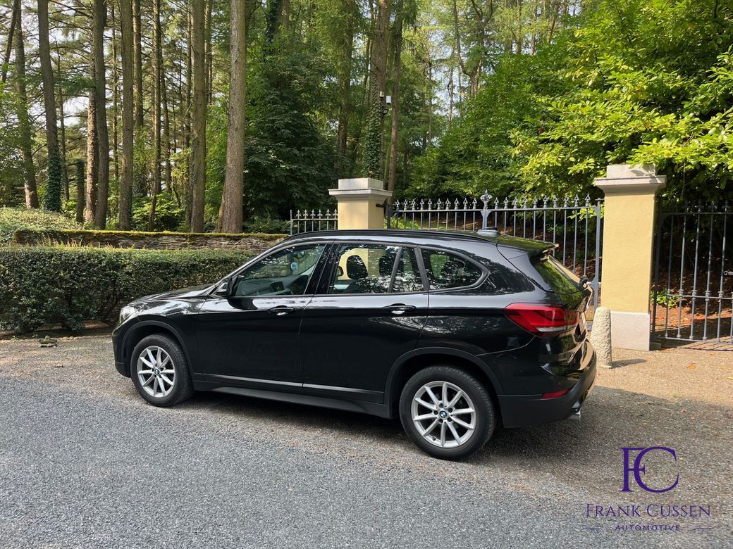 2022 BMW X1