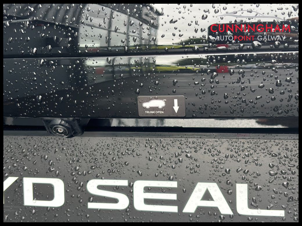 2025 BYD Seal U