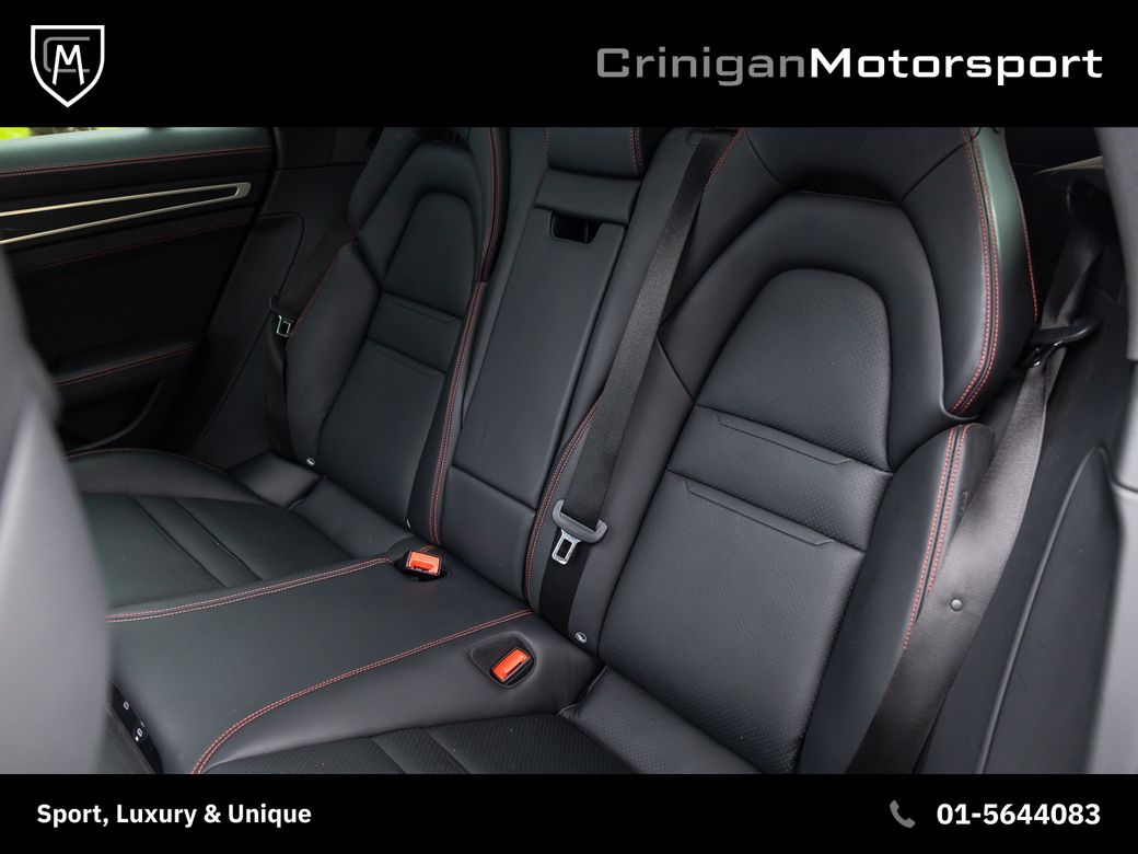 2022 Porsche Panamera