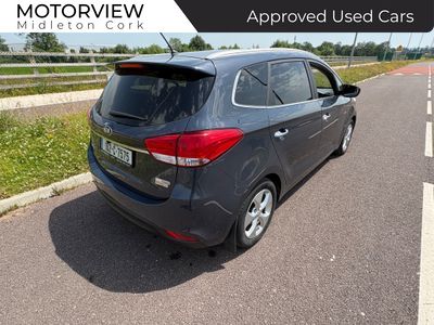 2016 Kia Carens