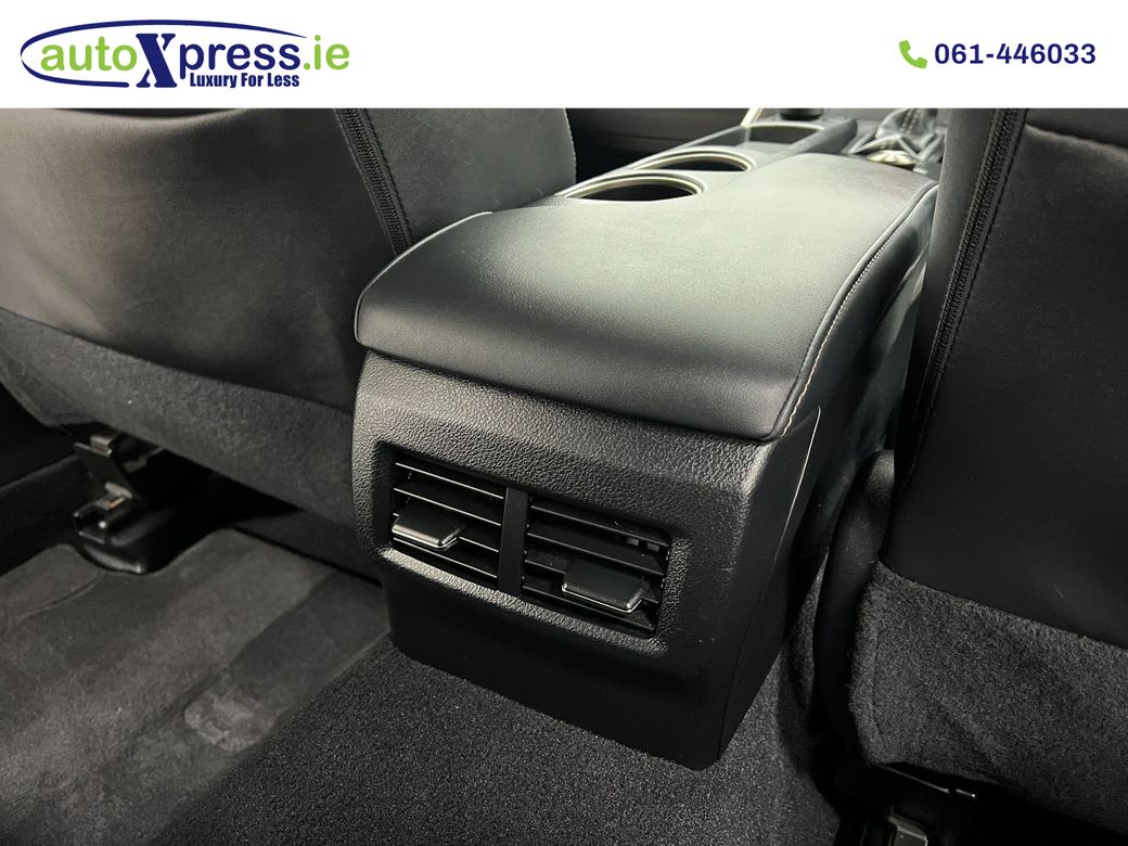 2015 Lexus IS 300h