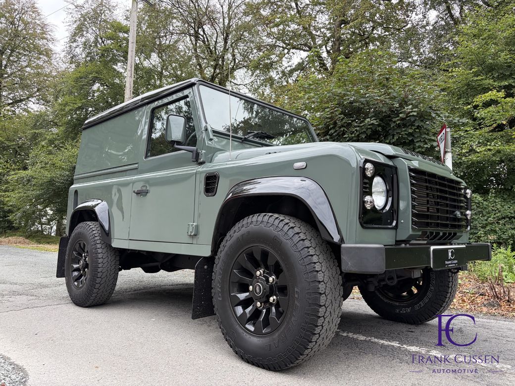 2015 Land Rover Defender 90
