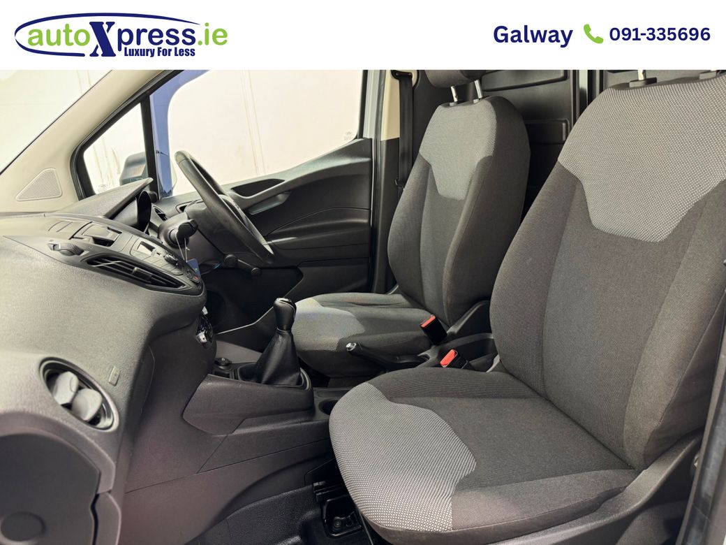 2018 Ford Transit Courier