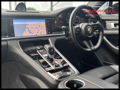 2022 Porsche Panamera