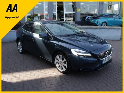 2018 Volvo V40
